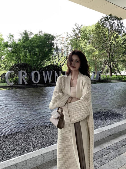 Lin Yan'er knitted cardigan windbreaker for women early autumn 2023 new loose lazy style mid-length sweater jacket (C183)