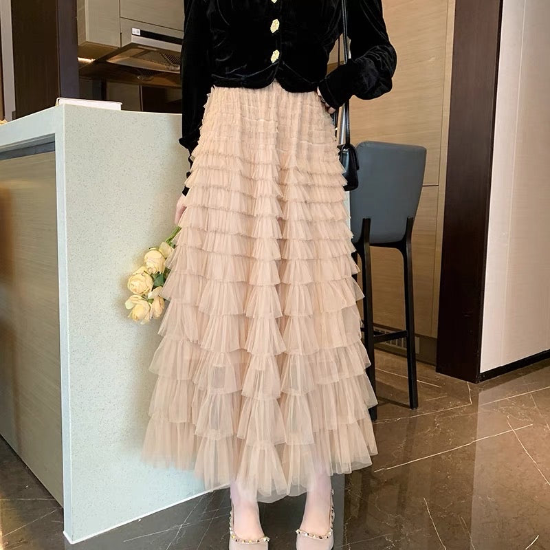 French V-neck velvet top thousand-layer skirt two-piece set for women autumn and winter sweet cool mesh cake long skirt suit