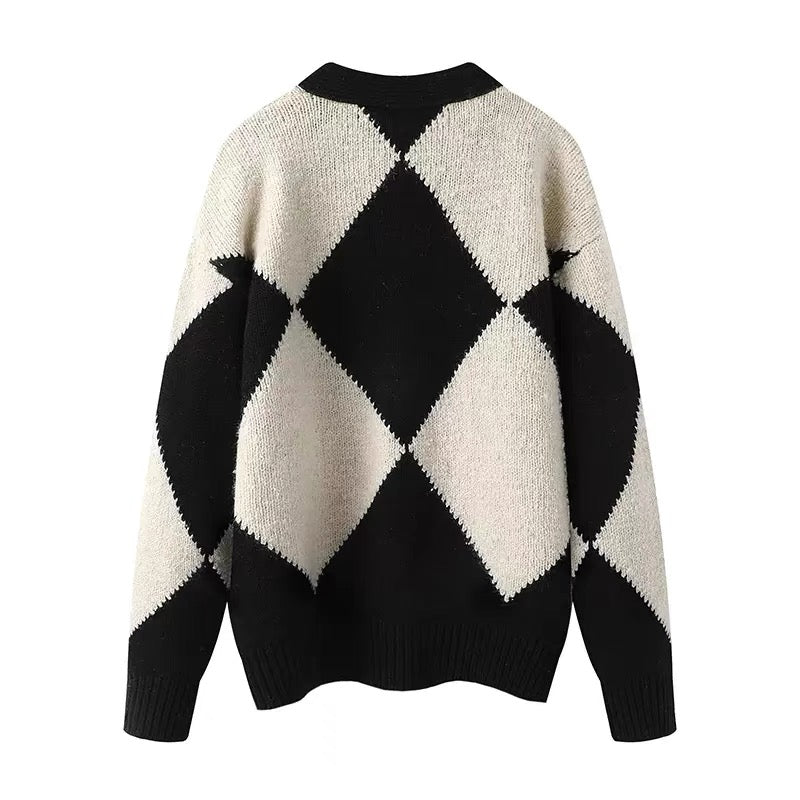 Xiaoxiangfeng thickened rhombus V-neck soft waxy sweater jacket for women 2023 autumn and winter temperament knitted dress two-piece set (S0346)