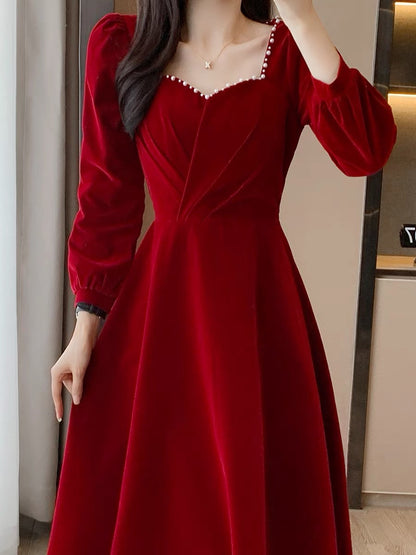 Autumn new style French retro fashion temperament light luxury high-end slim banquet engagement dress velvet dress