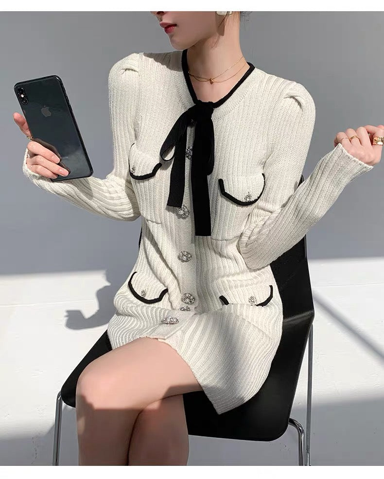 Qiu Tong Liya's same style French retro white small fragrant style knitted hip-hugging slim dress slim sweater skirt for women D9193