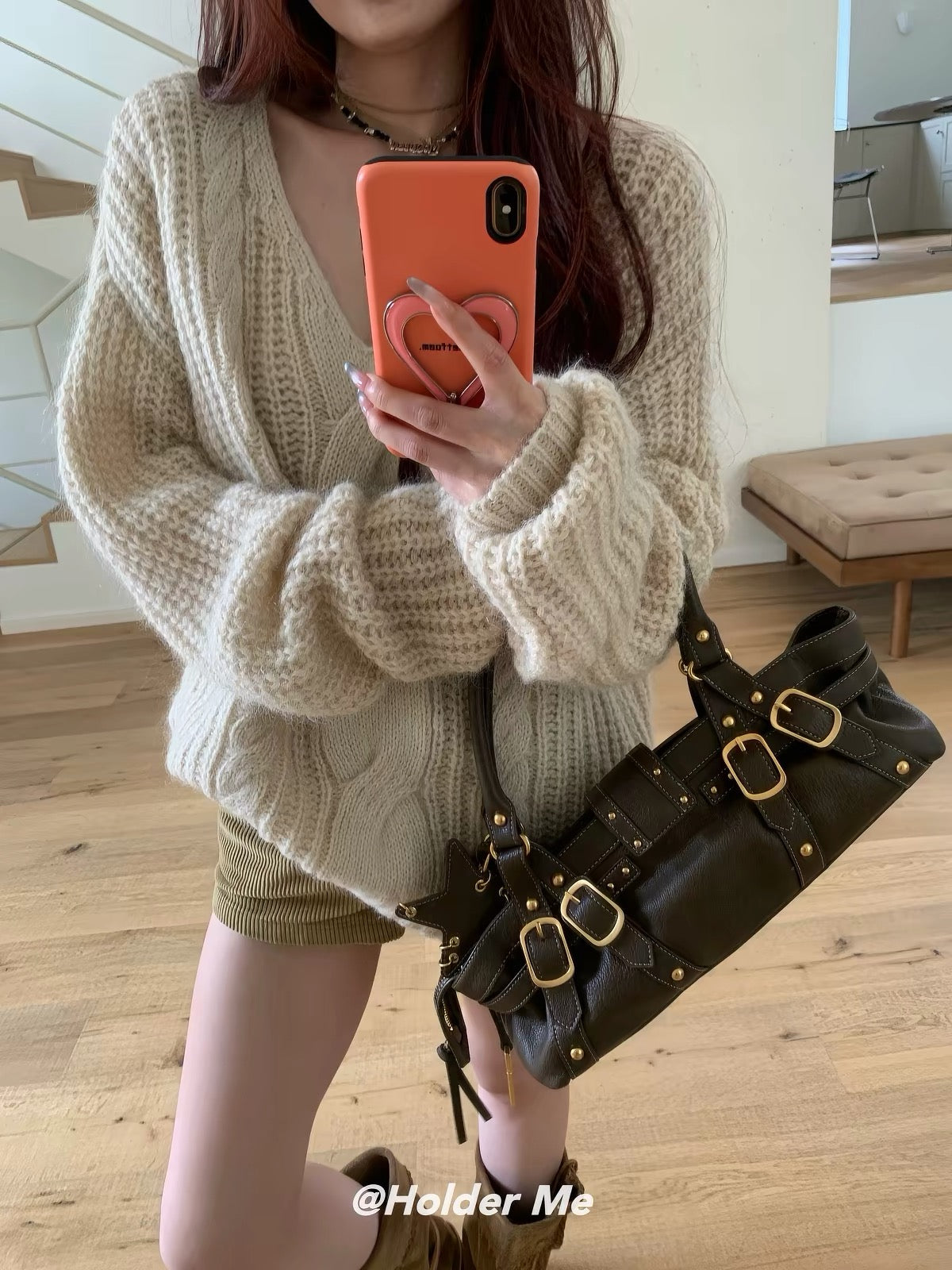 HOLDER South Korea 2026 New Collection: Women’s Relaxed-Fit V-Neck Cable-Knit Pullover – Effortless, Laid-back Style for Autumn