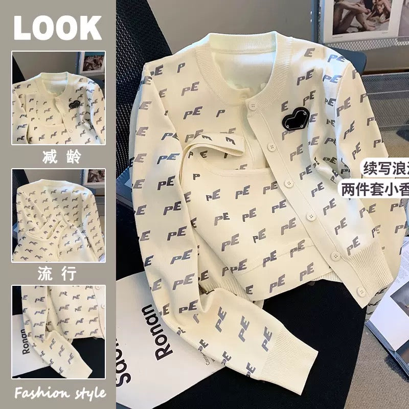 Counter shopping malls have withdrawn international big-name brand cut-label women's white letter love printed knitted suits