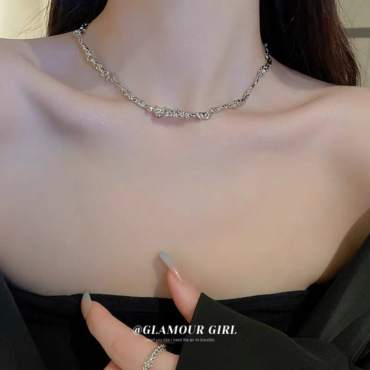 Irregular wrinkled twisted necklace Korean new fashion niche design sense necklace ins cold style necklace female