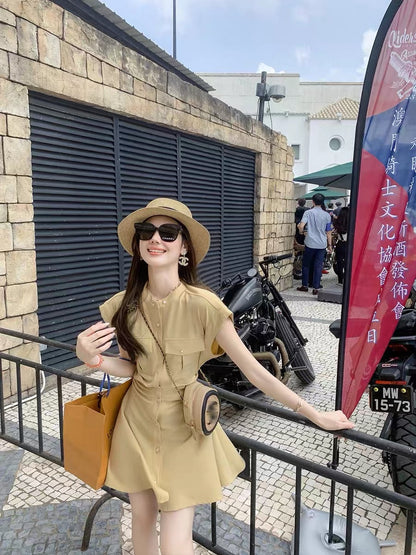 Fish Rabbit's Rabbit New Dress 2023 New Women's Hong Kong Style Campanulaceae Folded Waist Slim A-line Skirt
