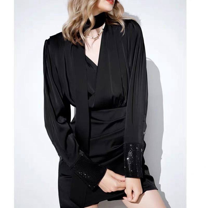High-end satin dress, feminine v-neck long-sleeved retro little black dress, autumn and winter bottoming dress, annual party dress (V8817)