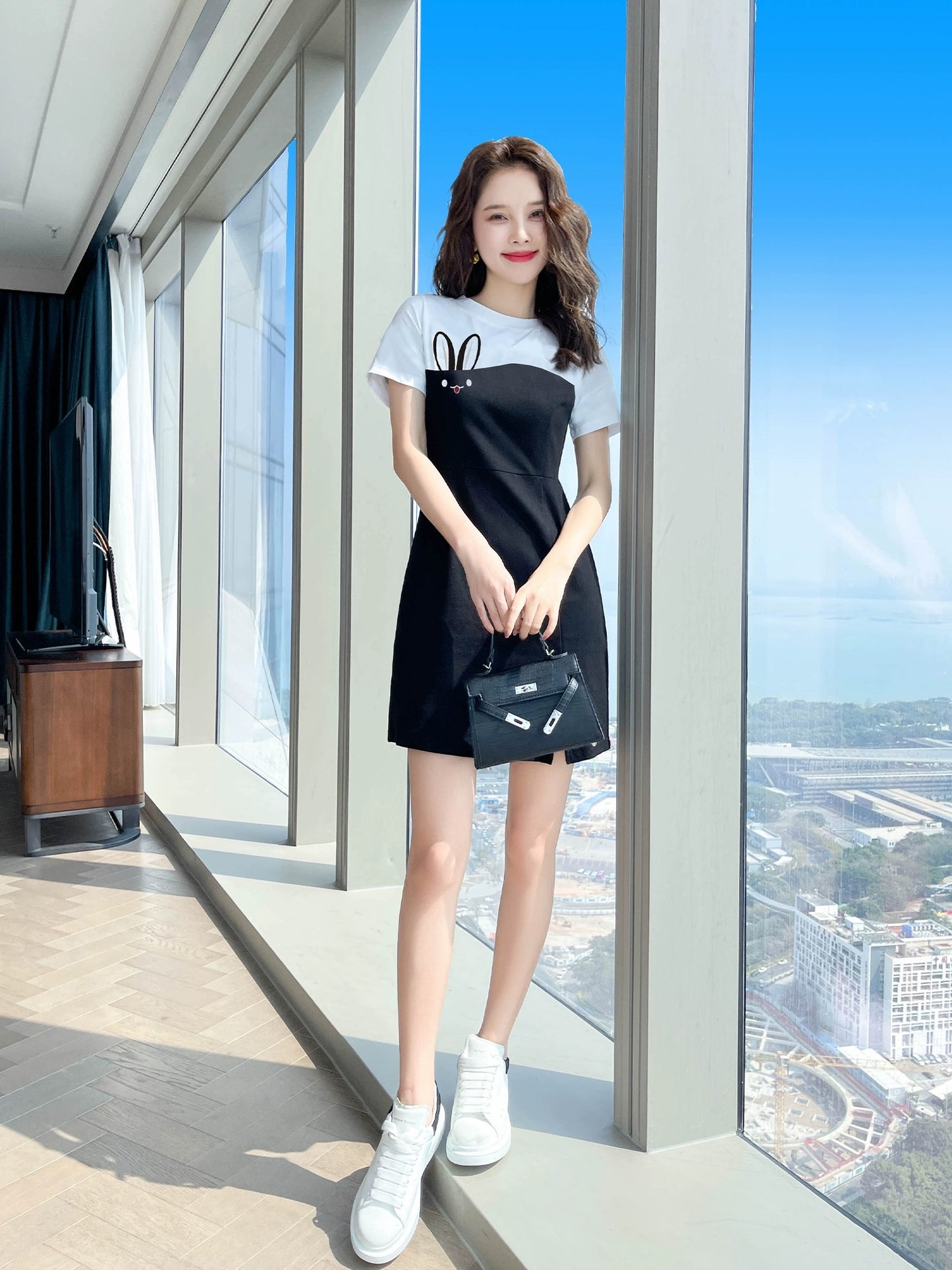 Black dress summer women's clothing 2024 new small summer clothing casual niche design skirt female summer