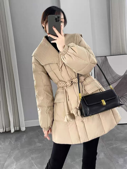 Khaki design fashionable down jacket for women winter 2023 new waist slimming mid-length white duck down jacket