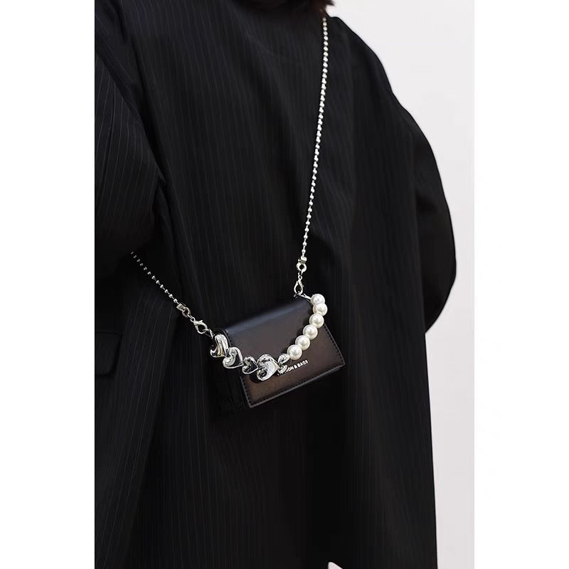 Bag women's summer 2023 new fashion all-match pearl chain mobile phone bag high-grade texture niche Messenger bag small bag