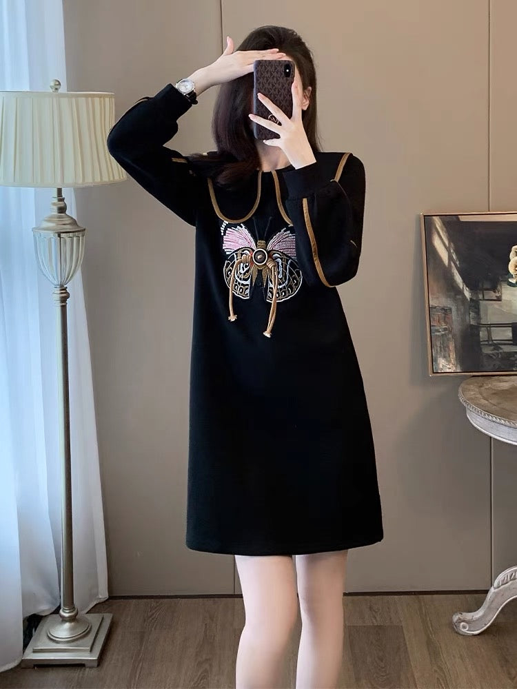 New autumn and winter fashionable temperament black dress women's Korean style loose doll collar slim long-sleeved age-reducing sweatshirt dress