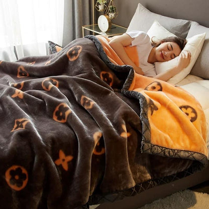 Winter Raschel blanket extra thick plus velvet bed cover blanket quilt wedding coral flannel nap blanket single