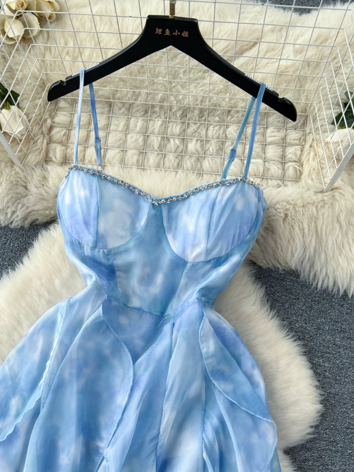 Super fairy suspender dress for women in early autumn with heavy industry diamond-encrusted tube top, sleeveless waist, temperament ruffled fairy skirt