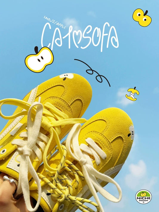 Cat & Sofa “Emoji-Lab” Apple Racer Sneakers 🍎👟 Low-top retro design with a slim, lightweight sole for easy movement and all-day comfort. Sporty, trendy, and effortlessly stylish — perfect to pair with any casual outfit.