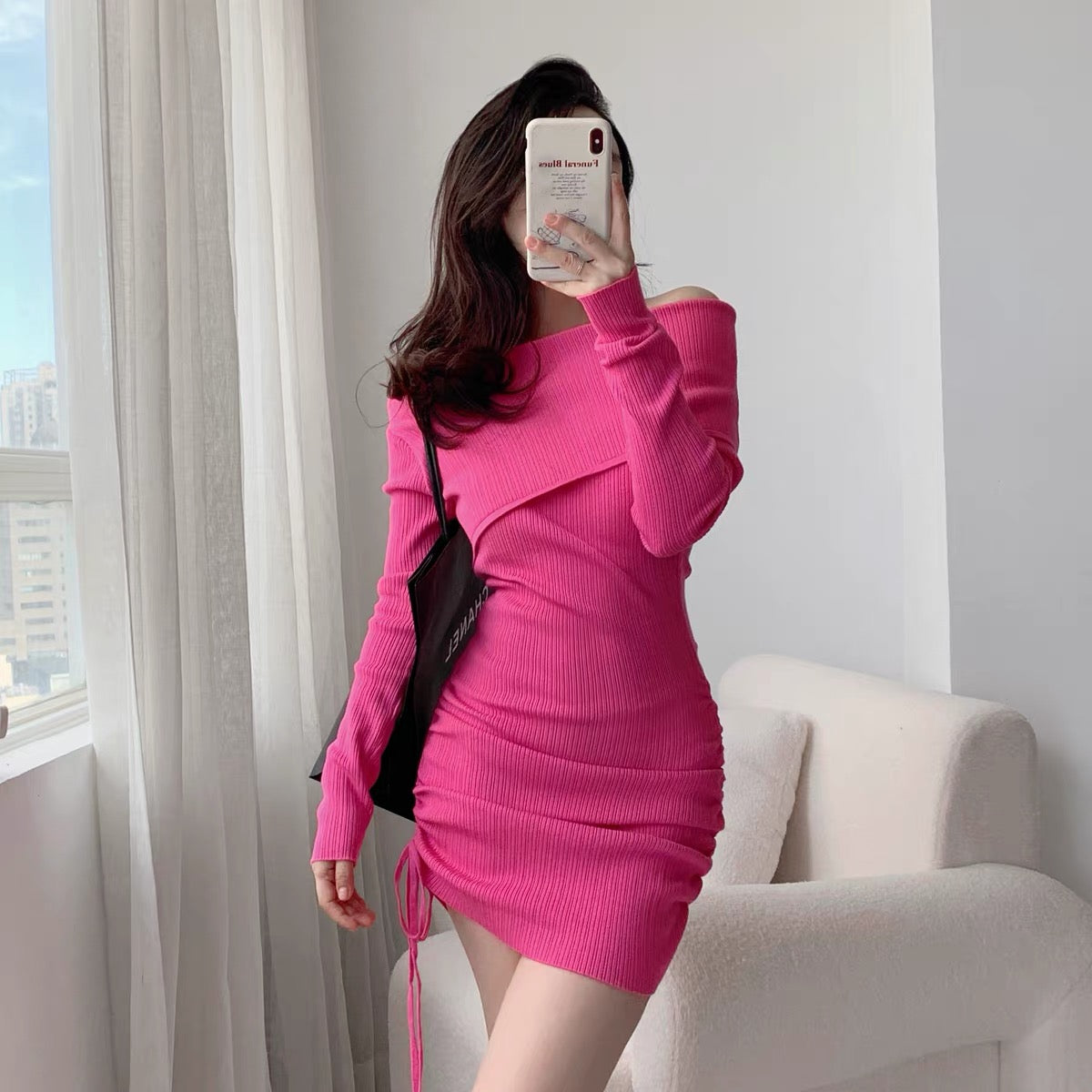 Mimo dk rose red one-shoulder knitted slim dress women's long-sleeved Lee Nhi Boutique Mimo dk rose red one-shoulder knitted slim dress women's long-sleeved Lee Nhi Boutique