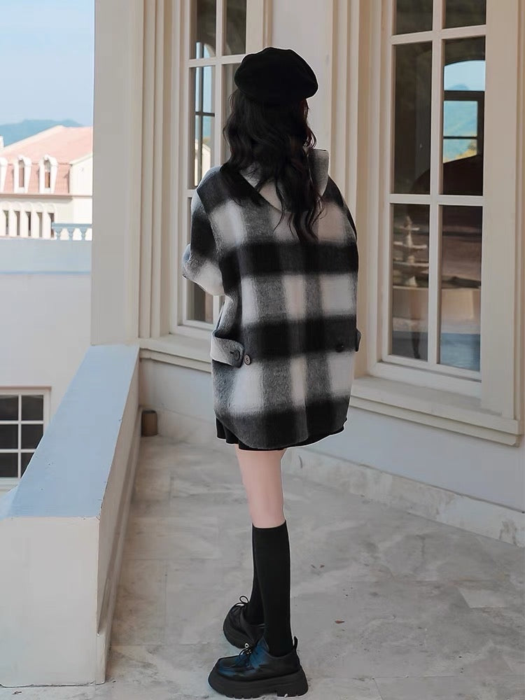 Short hooded coat double-sided cashmere women's 2023 new black and white plaid woolen coat women's autumn and winter high-end sense