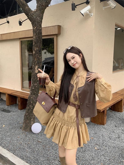 Early autumn wear suit 2023 women's new white knitted suspender dress with super high-end sense (Copy)