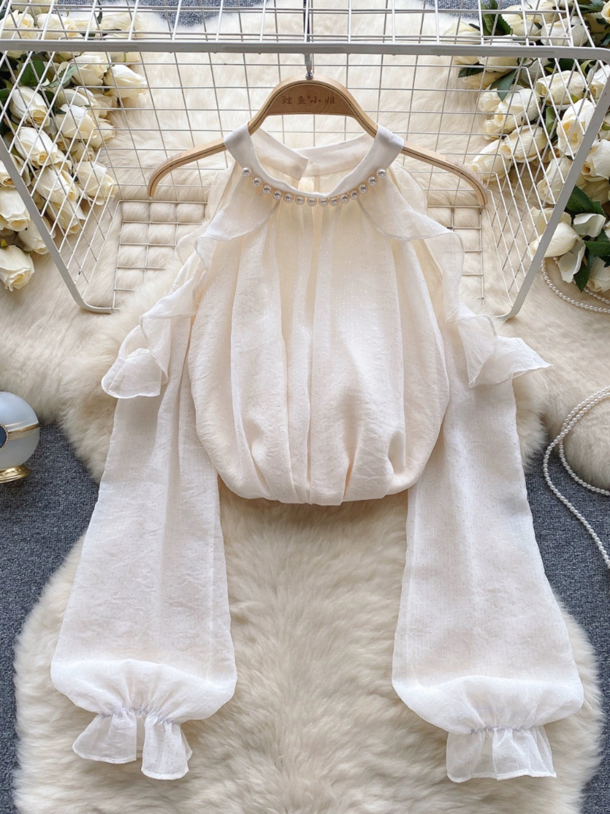 Gentle style chiffon top women's long-sleeved hollow out-shoulder beaded halterneck shirt 2023 new autumn clothing