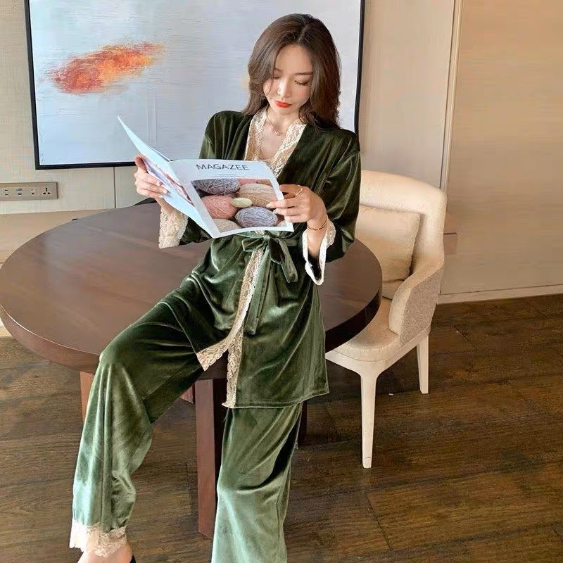 Autumn and winter pajamas women's three-piece sexy lace plus size plus size can be worn outside suspender nightgown gold velvet home clothes