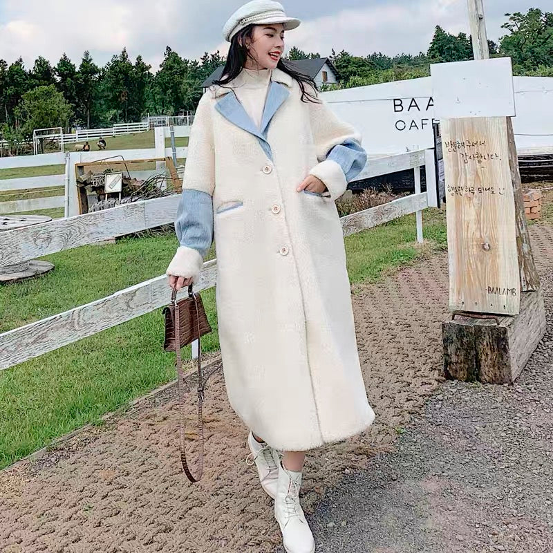 Fashionable denim splicing fur one-piece lamb wool coat for women 2023 winter new loose over-the-knee thickened cotton coat