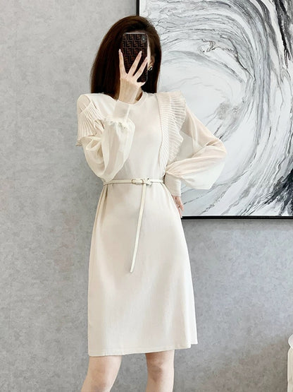 French niche design knitted dress 2023 early autumn new women's style temperament waist slimming sweater skirt