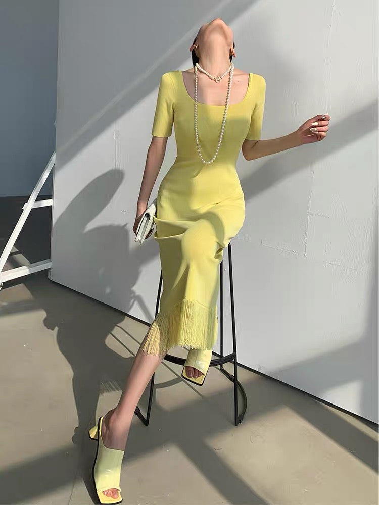 WANGXO short-sleeved French square neck dress women's 2023 summer new tassel slim fit hip-hugging mid-length skirt (B1717)