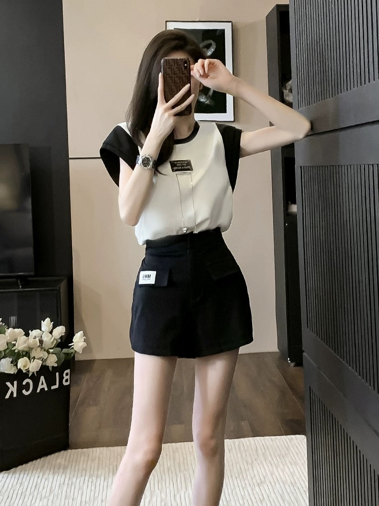 Internet celebrity sports casual shorts suit for women with summer clothes and a complete set of fashionable and age-reducing two-piece suits for small people.