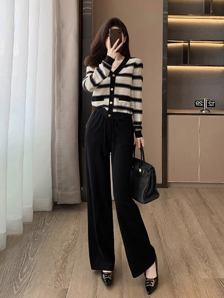 Internet celebrity sports casual suit for women in autumn and winter fashionable age-reducing temperament high-end striped knitted wide-leg pants two-piece set