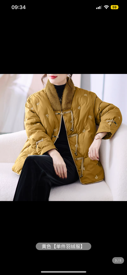 New Chinese style mother's down jacket, western style noble lady's mink coat, middle-aged and elderly women's autumn and winter down jacket