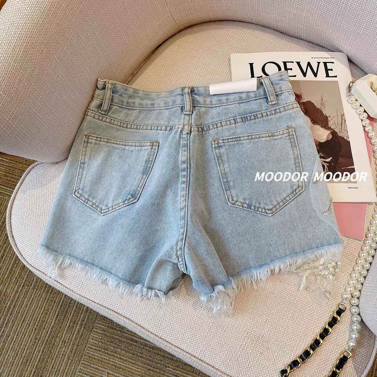 2023 new diamond-encrusted denim shorts women's summer thin loose high-waisted thin all-match a-line beaded hot pants tide