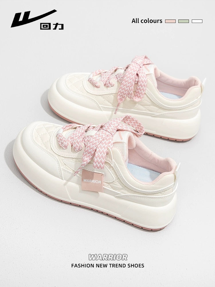 Pull back white shoes for women 2024 spring new student ins versatile thick-soled niche shoes casual sports bread shoes
