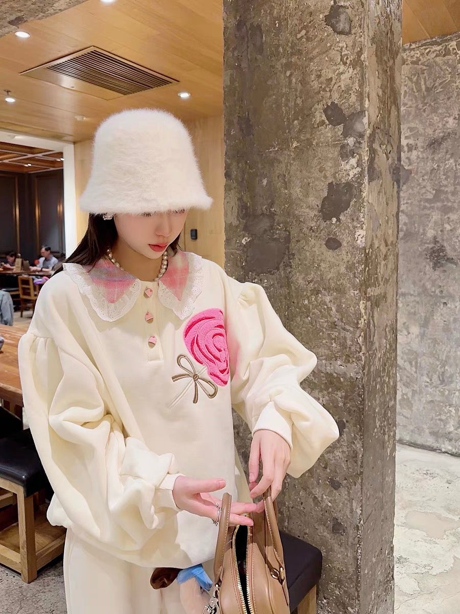 Thebestxue [New on 10.23 AM10:00] Off-white velvet lollipop sweatshirt