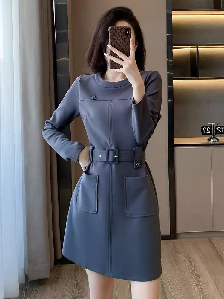 2023 Autumn New Simple Commuting Temperament Short Skirt Women's Light Luxurious Elegant Waist Slimming Long Sleeve Dress D7798
