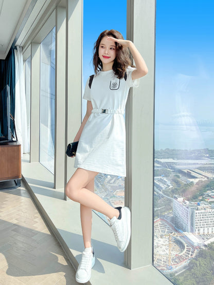 White dress summer women's clothing 2024 new summer small casual summer clothing temperament niche slim skirt female