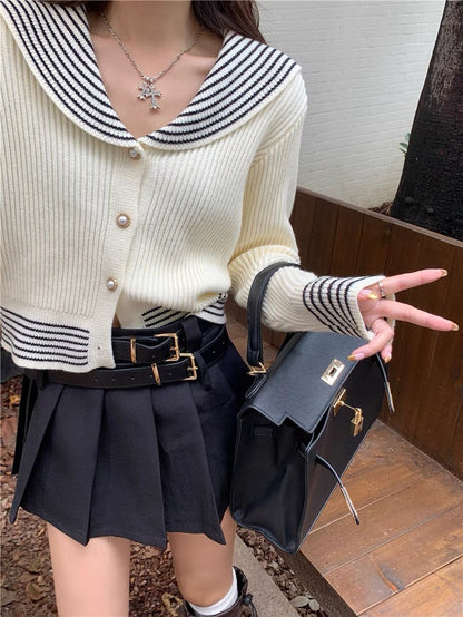 Design niche knitted cardigan jacket for women autumn and winter 2023 new striped navy collar short long-sleeved top trendy A2230
