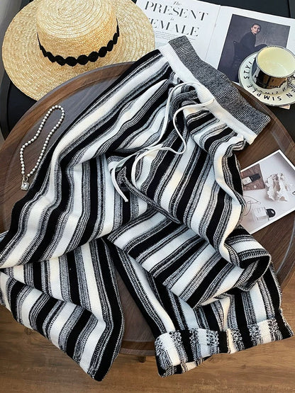 Japanese high street ins high-end fried street 2024 spring and autumn new high-waist drape black and white striped floor-length wide-leg pants
