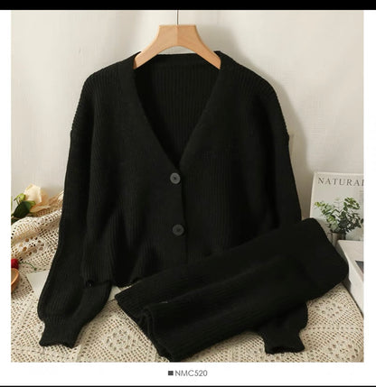 Knitted suit for women 2023 autumn and winter new V-neck single-breasted sweater cardigan coat high-waisted skirt two-piece set