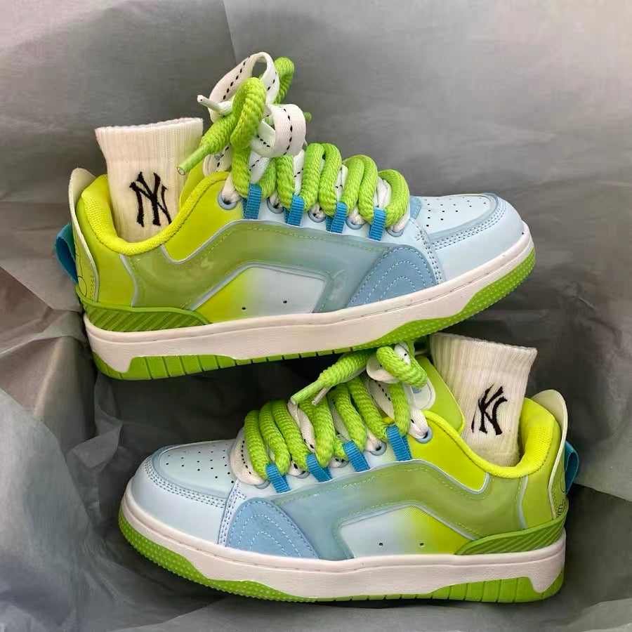 Original niche jelly mint fun design German training shoes men's ulzzang trend gradient color contrast sports shoes