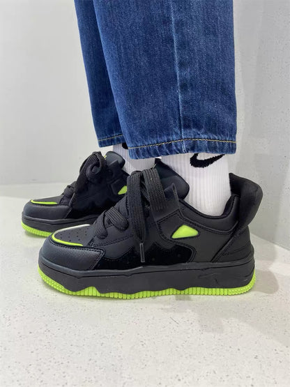 National trend niche design personality black tail puff shoes 2023 new chic student men and women trendy skateboard shoes