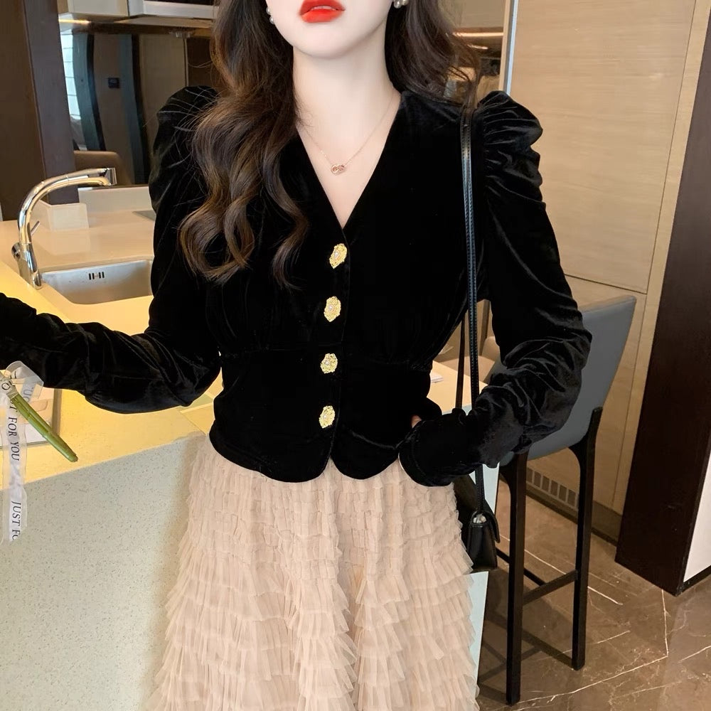 French V-neck velvet top thousand-layer skirt two-piece set for women autumn and winter sweet cool mesh cake long skirt suit