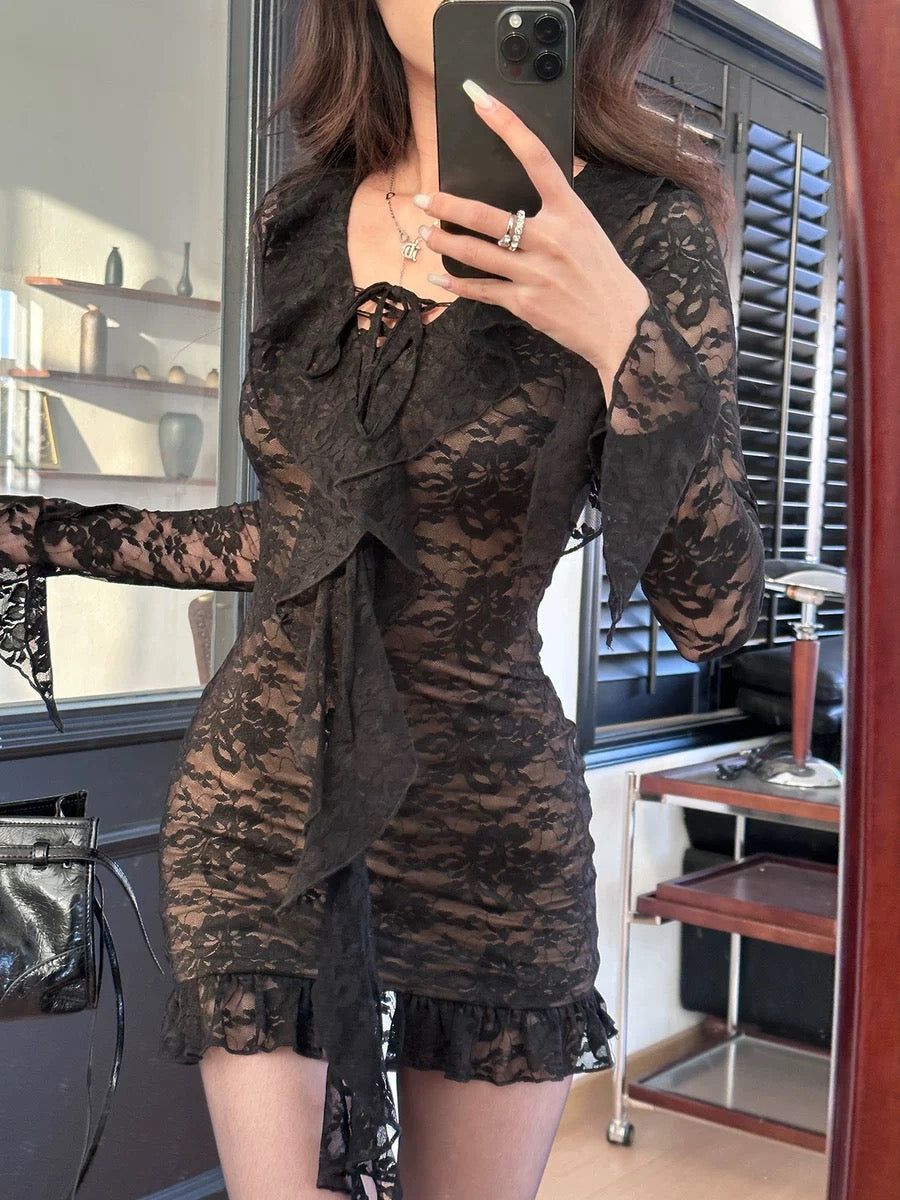 Luo Ge's wool roll early spring American sexy hottie pure desire lace hip-covering short long-sleeved dress for women