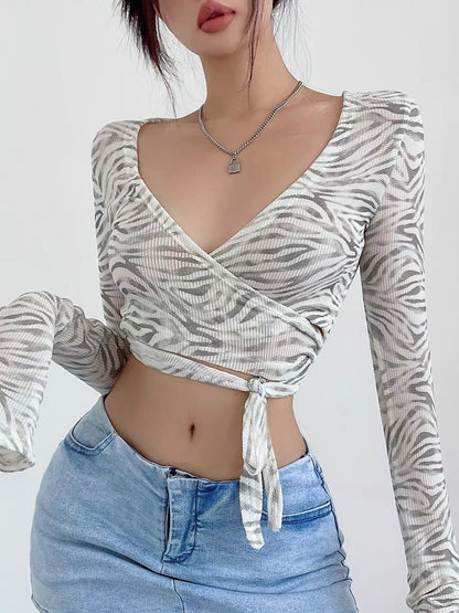 liviahome Thai cool sexy deep V cross strap bottoming shirt for women autumn fashionable niche short crop top (T215)