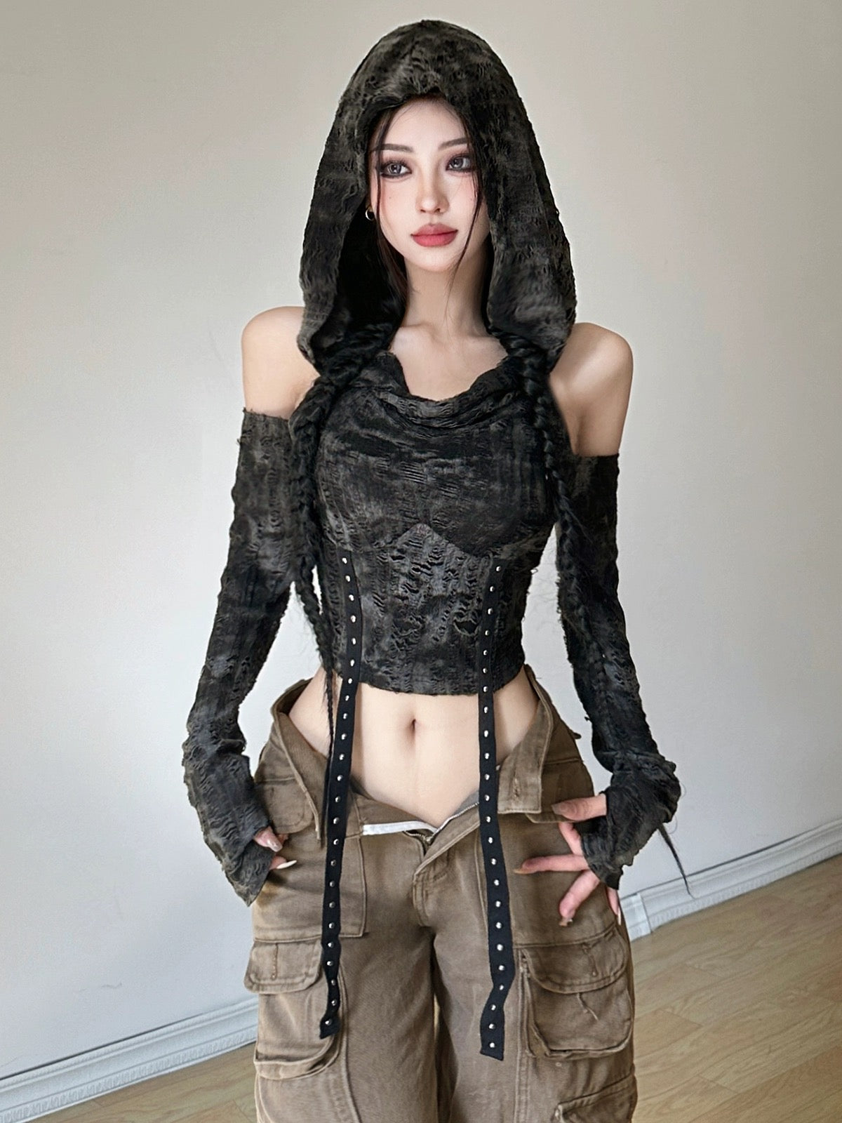 KLIOU apocalyptic wasteland style hand-made frayed hooded off-shoulder long-sleeved T-shirt women's slim high-waist personalized short top