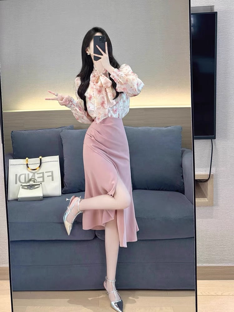 Autumn clothes are matched with a complete set of fashionable 2023 new Korean drama outfits, dignified and atmospheric salt-based light and mature floral two-piece sets (S5550)