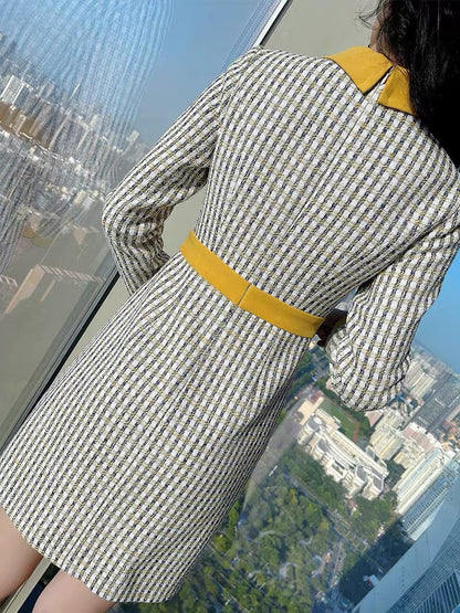 2022 New Spring Dress Women's Polo Collar Contrast Color Stitching Small Waist Slimming Modern Style Skirt (B1411)