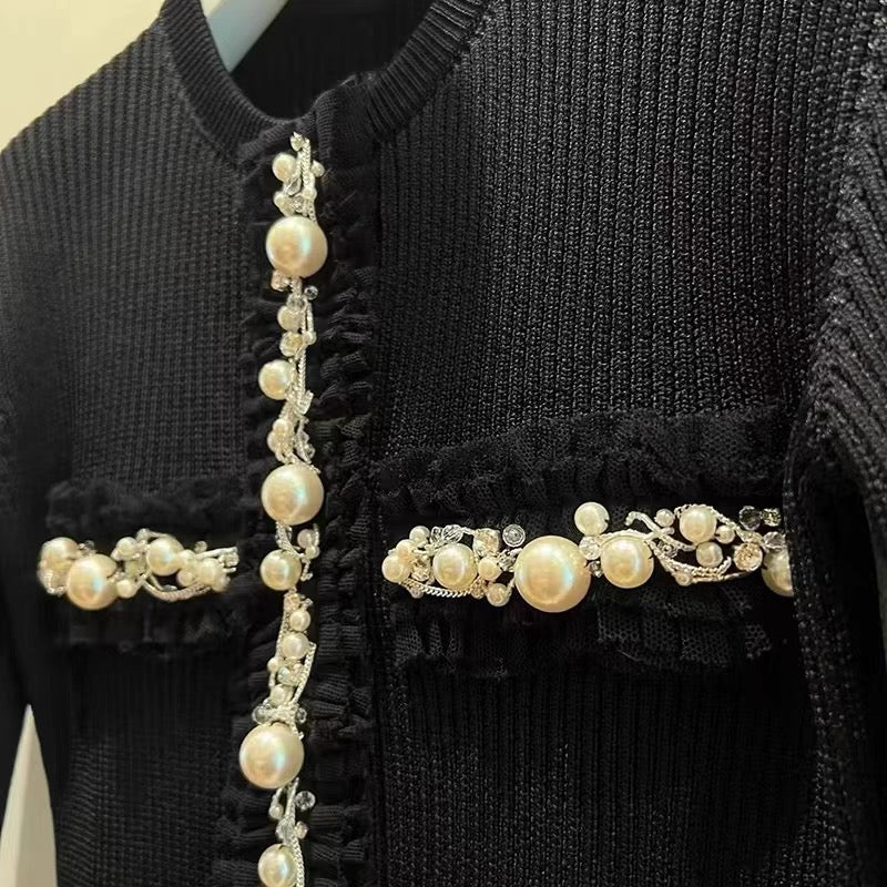Elegant diamond-encrusted little fragrance 2023 new autumn French lady style age-reducing knitted card-waist bottoming shirt