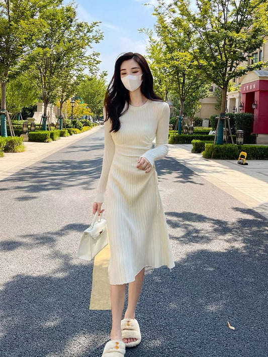 Lin Yaner white knitted dress women's autumn and winter clothing 2023 new French style bottoming autumn and winter sweater dress (D181)