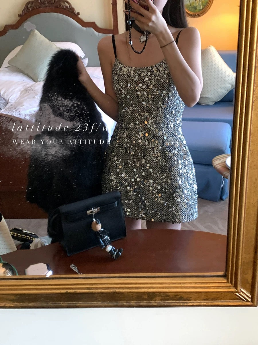 LATTITUDE/Yang Xiaolu black and silver sequin suspender hot girl sexy A-line skirt dress