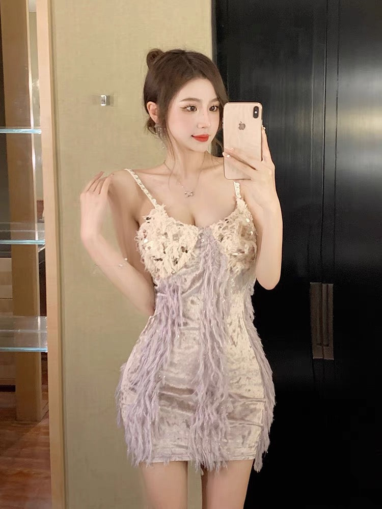 Retro sweet and spicy tassel suspender dress for women summer high-end rebellious gold style sleeveless waist-covering hip skirt