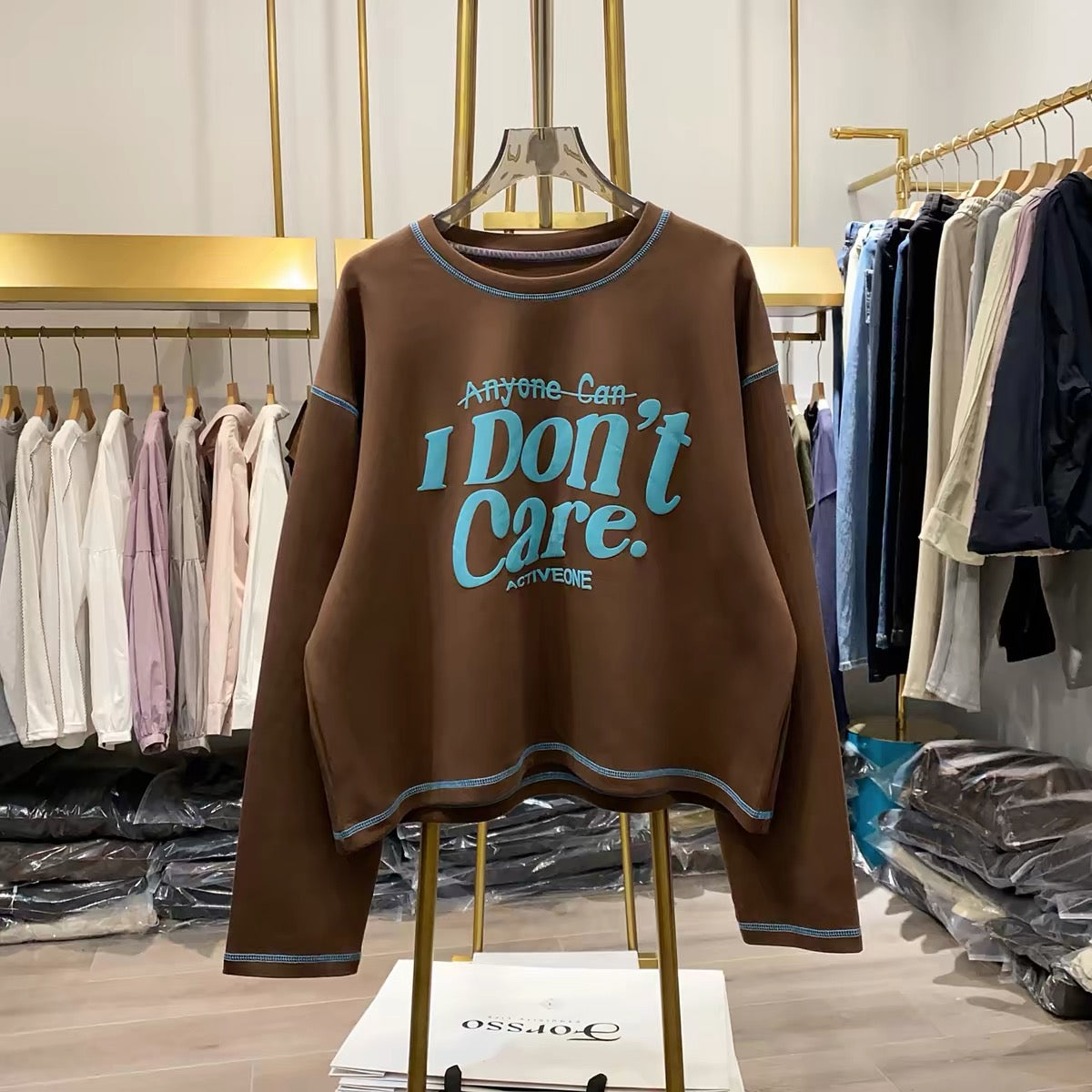 [Real-life shot from Xiao Ai's shop] Loose-fitting, retro, American-style relaxed crew-neck sweatshirt.