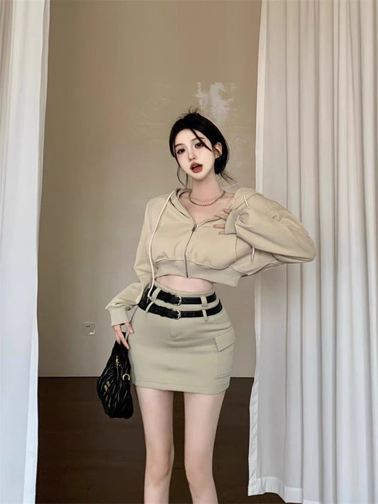 Street fashion cool Internet celebrity suit female autumn hooded sweater jacket + hot girl sexy bag hip skirt two-piece set l